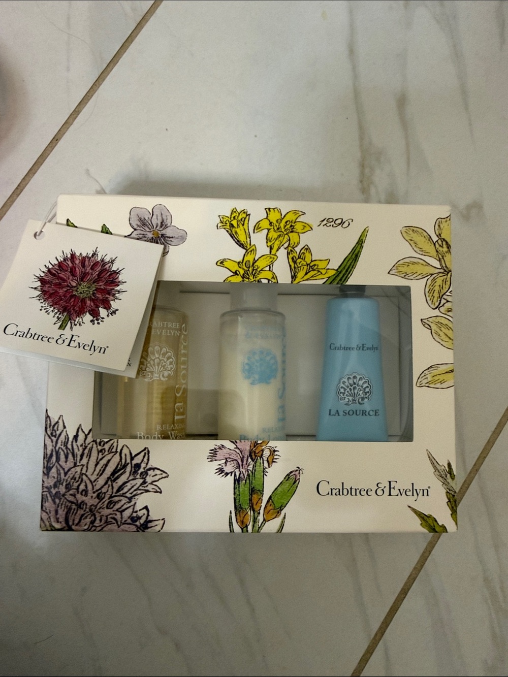 Crabtree & Evelyn Floral Bath & Body Set - Blue, White, Yellow